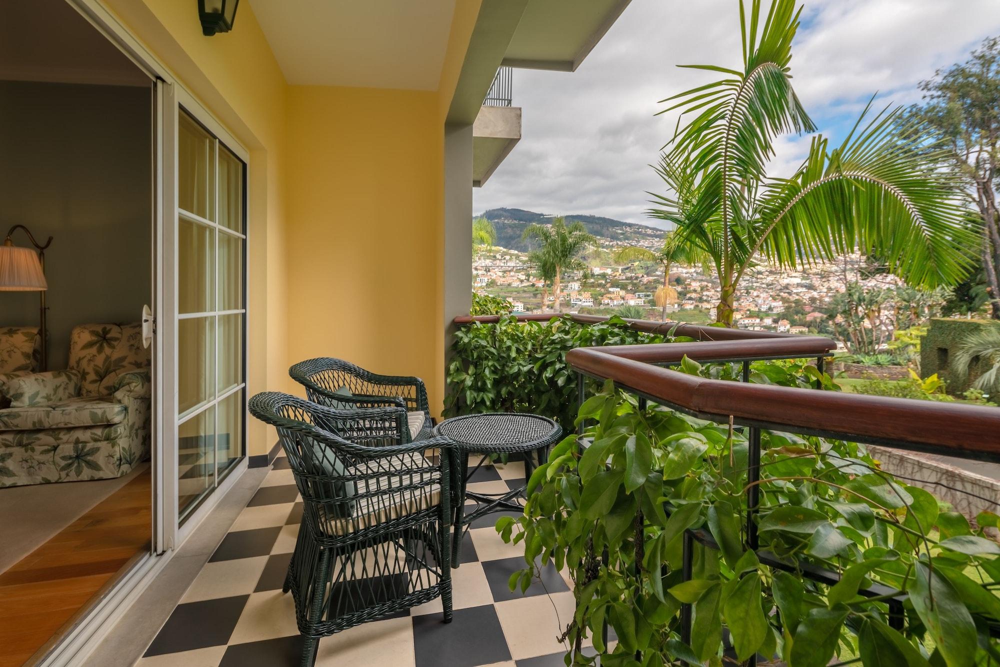 Quinta Jardins Do Lago Funchal  Exteriör bild A balcony