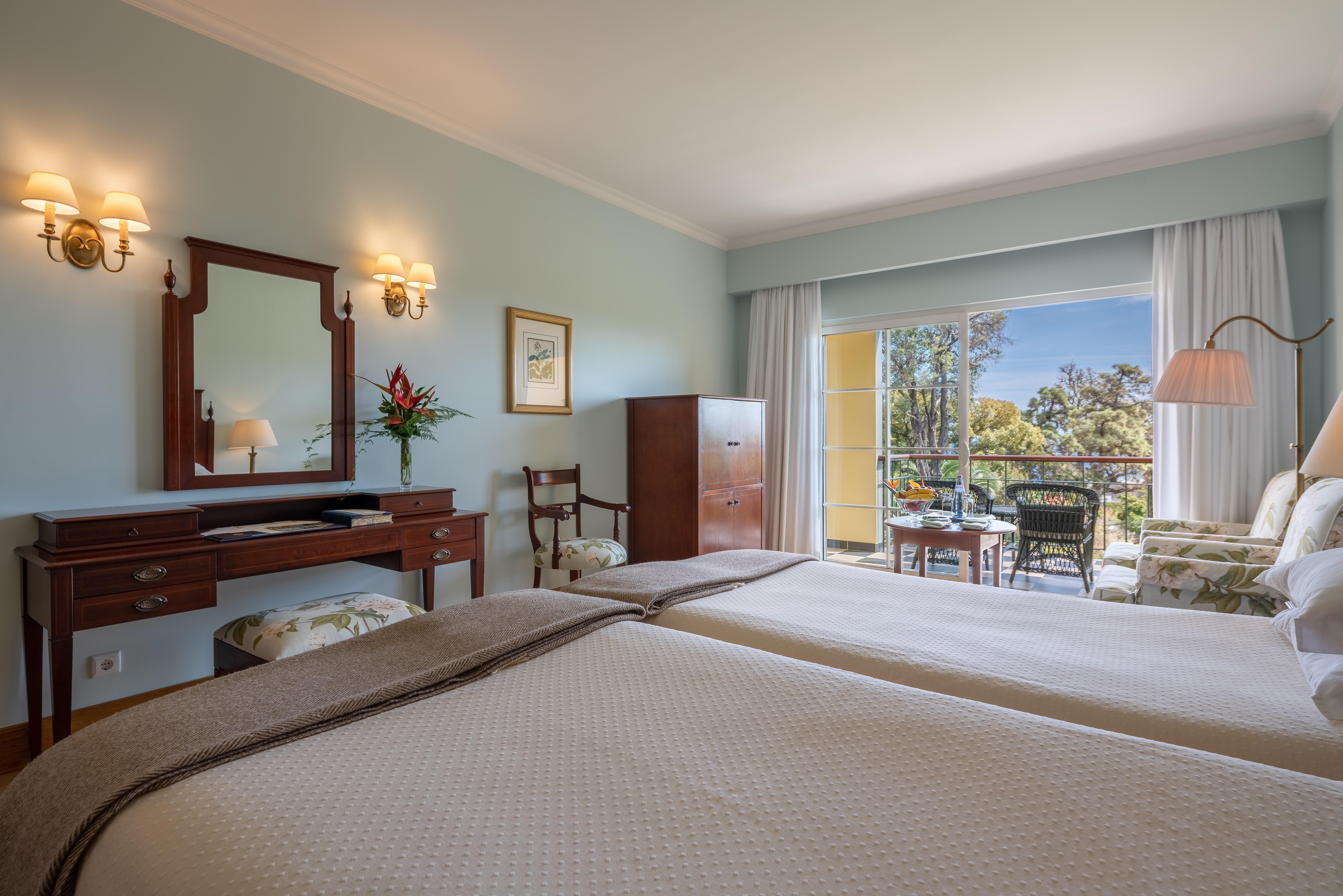 Quinta Jardins Do Lago Funchal  Exteriör bild A room at the hotel