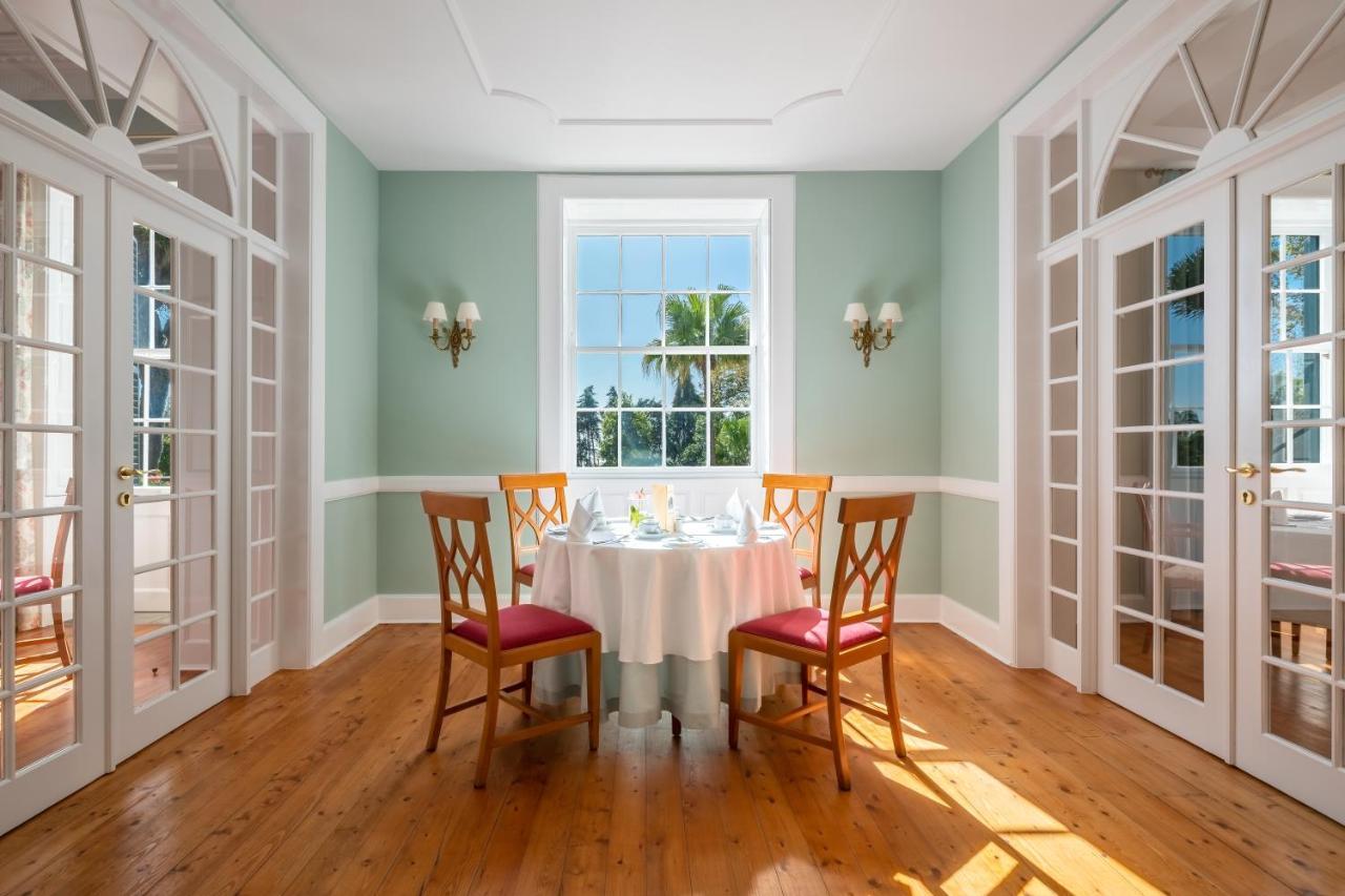 Quinta Jardins Do Lago Funchal  Exteriör bild The dining room